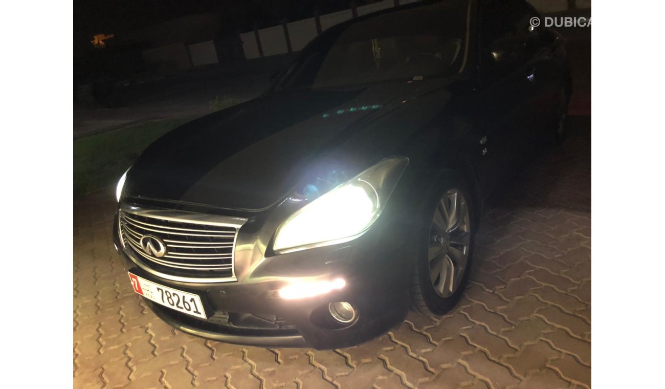 إنفينيتي Q70 Infinity  Super clean for sale