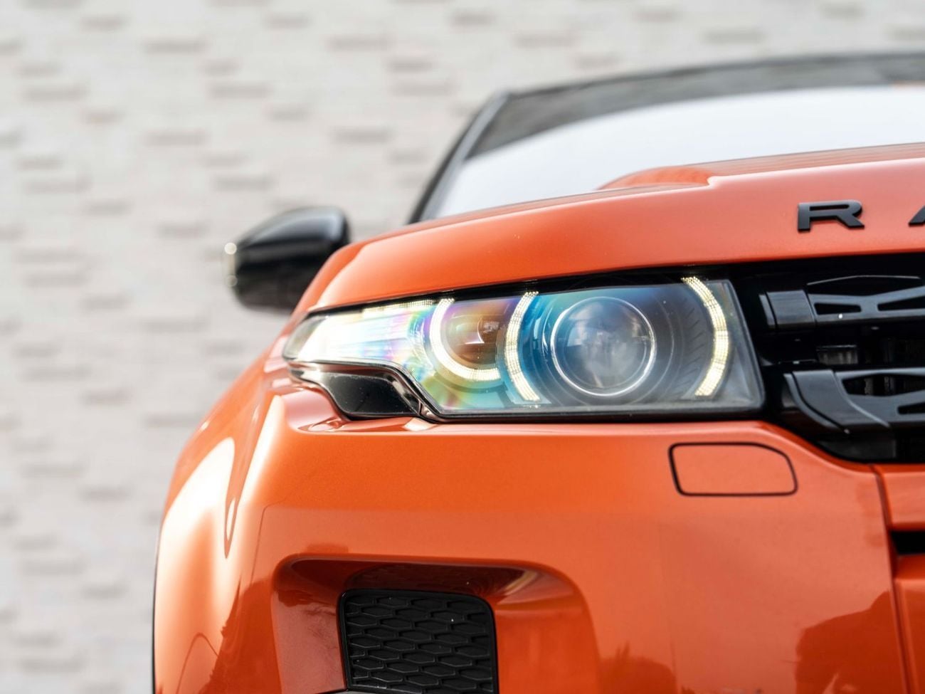 Land Rover Range Rover Evoque Dynamic Plus 2.0L (5 Door)