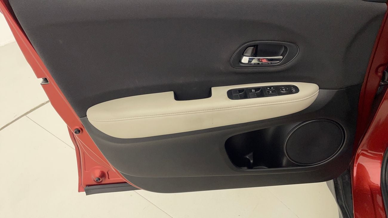 هوندا HRV DX 1.8 | بدون دفعة مقدمة | اختبار القيادة في المنزل