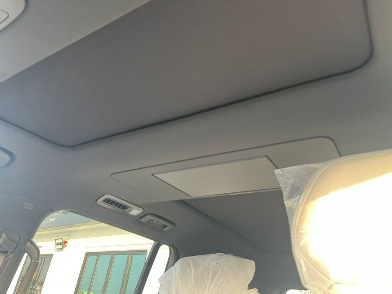 ROX 01 Rox 01 vip 1.5L Turbo + Plug-in Hybrid AWD Model 2025