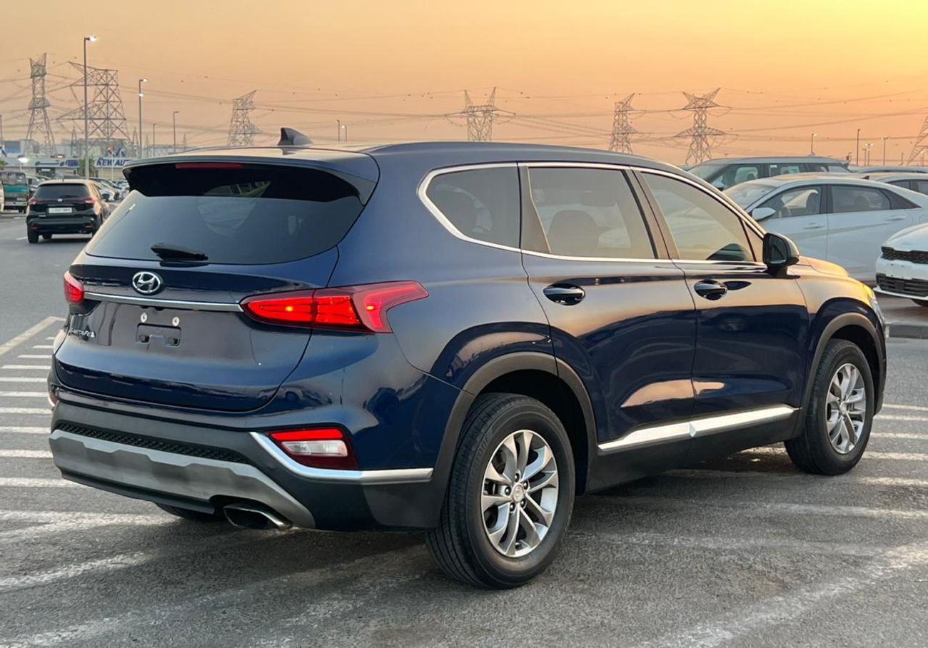 هيونداي سانتا في 