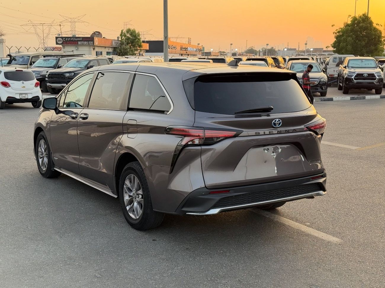 Toyota Sienna 2021 TOYOTA SIENNA XLE HYBRID FULL OPTIONS IMPORTED FROM USA