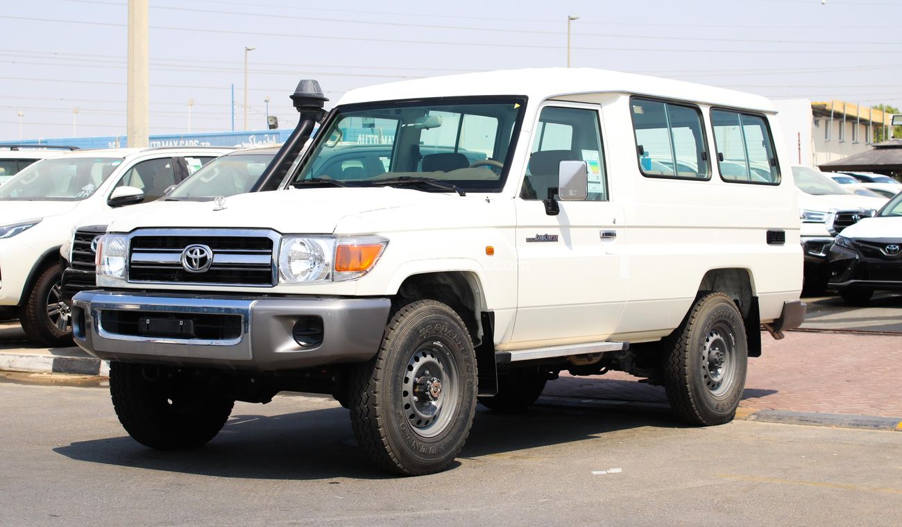 Toyota Land Cruiser 70