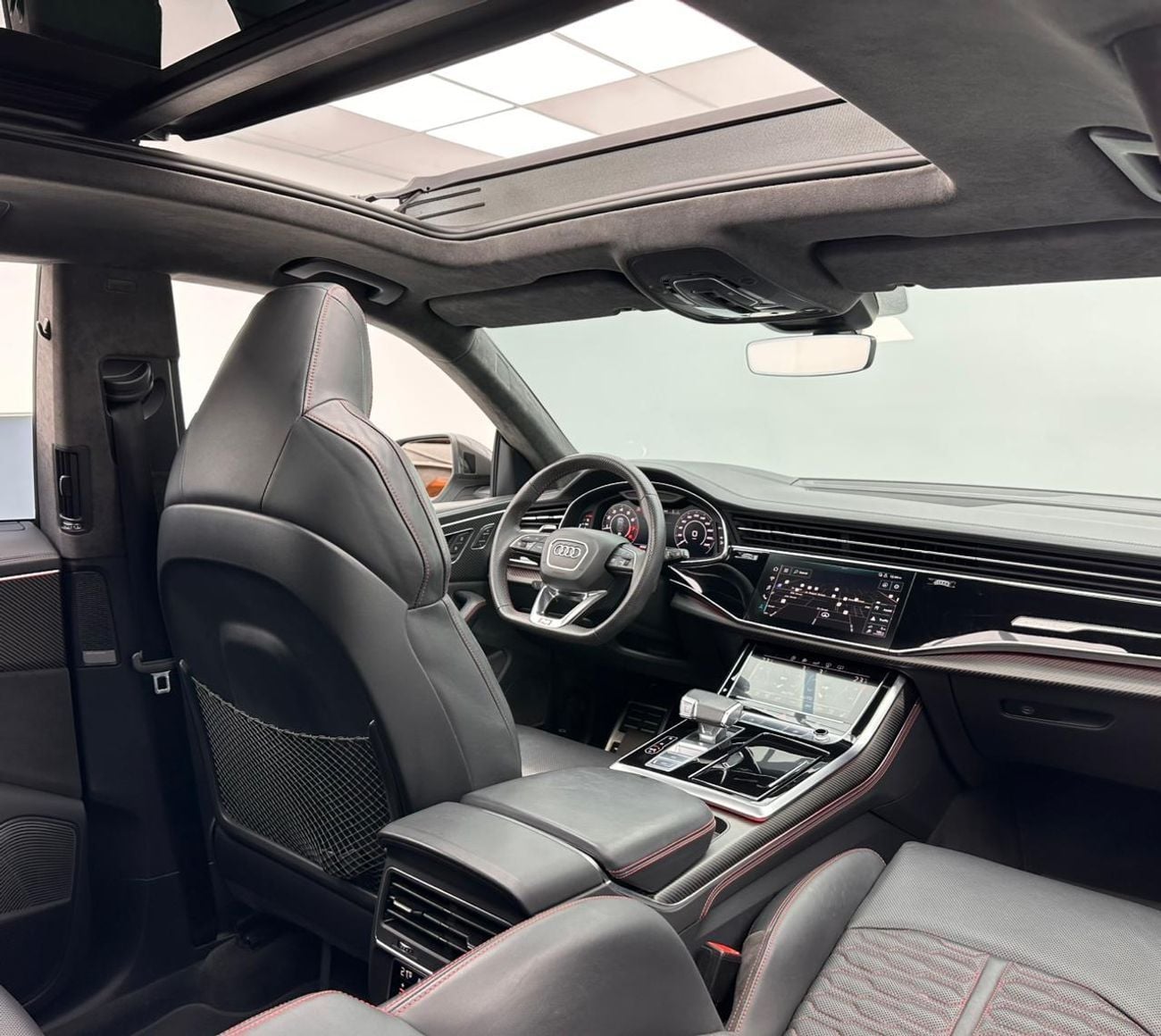 Audi RSQ8 quattro 4.0L 2020 Audi RS Q8, 1 Year Warranty Unlimited Km, Audi Full Service History, GCC