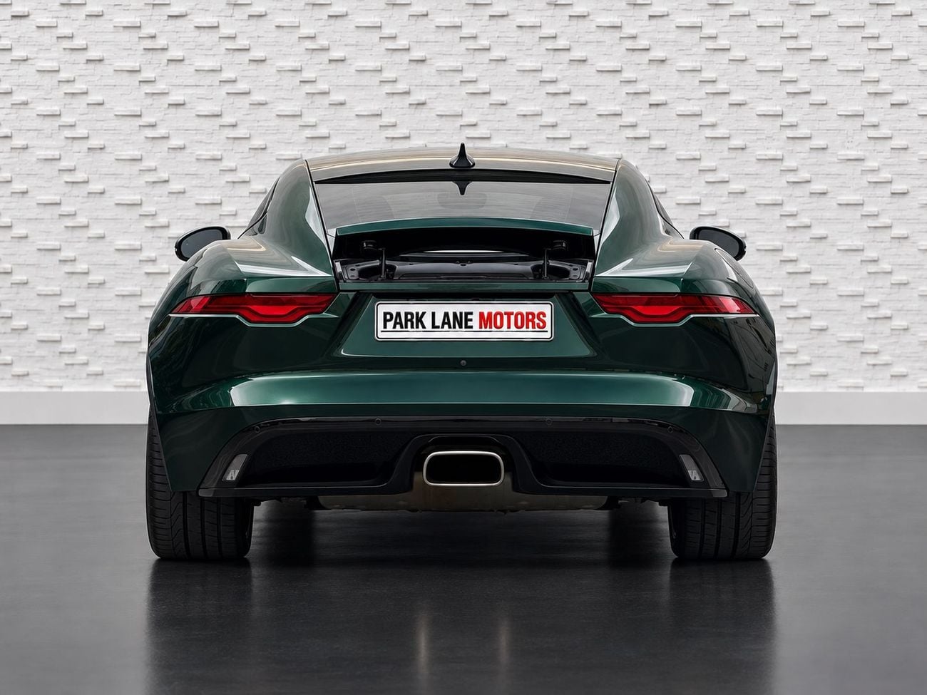 جاكوار F Type آر - ديناميك
