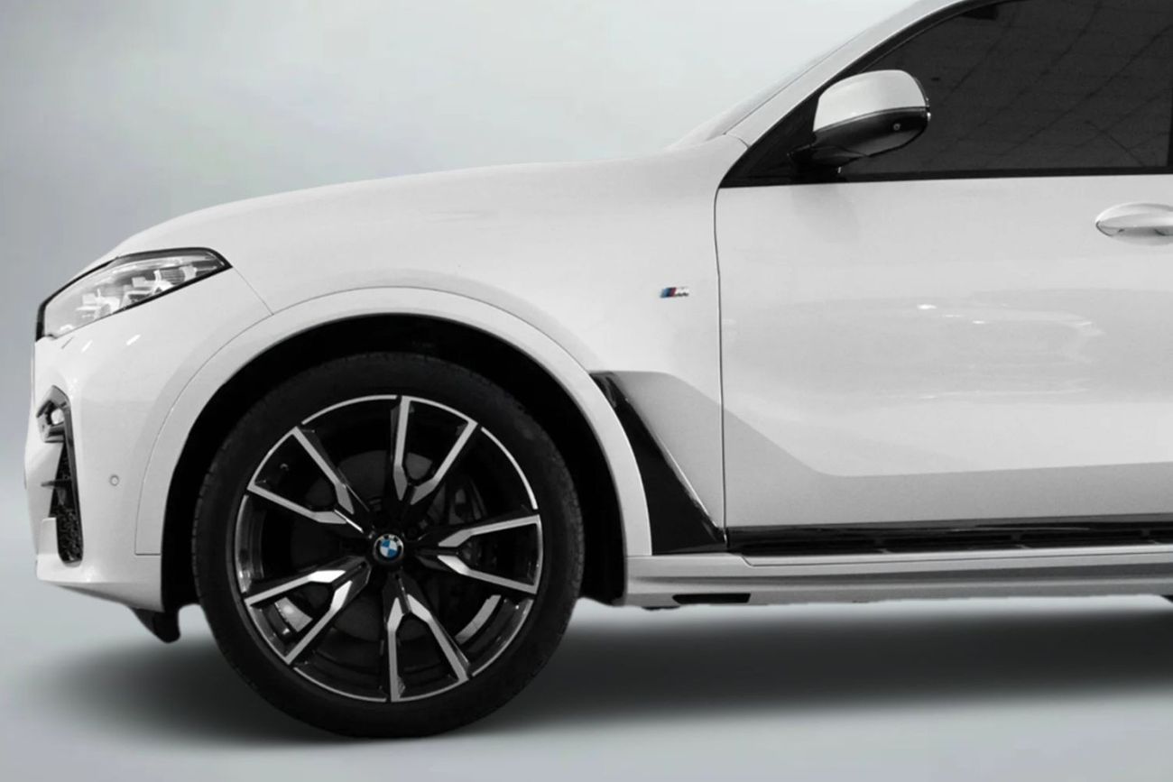 بي أم دبليو X7 40i M Sport Pure 3.0L (335 HP)