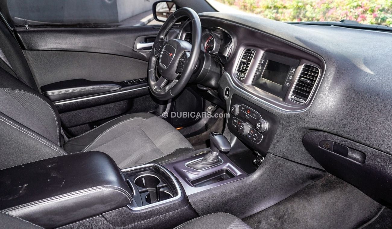 Dodge Charger 2016 V6 GCC SPECS FULL SERVICE HISTORY