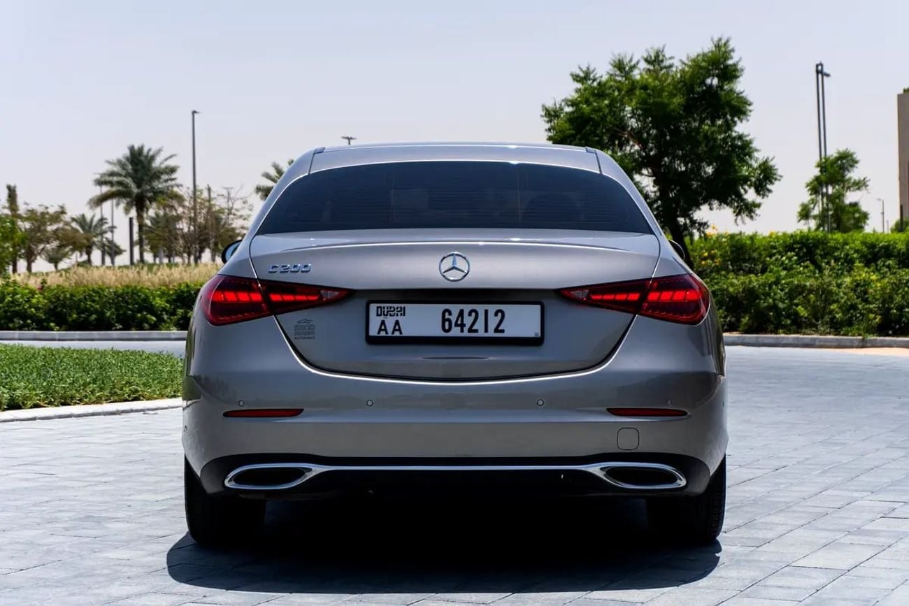 مرسيدس بنز C 200 PREMIUM