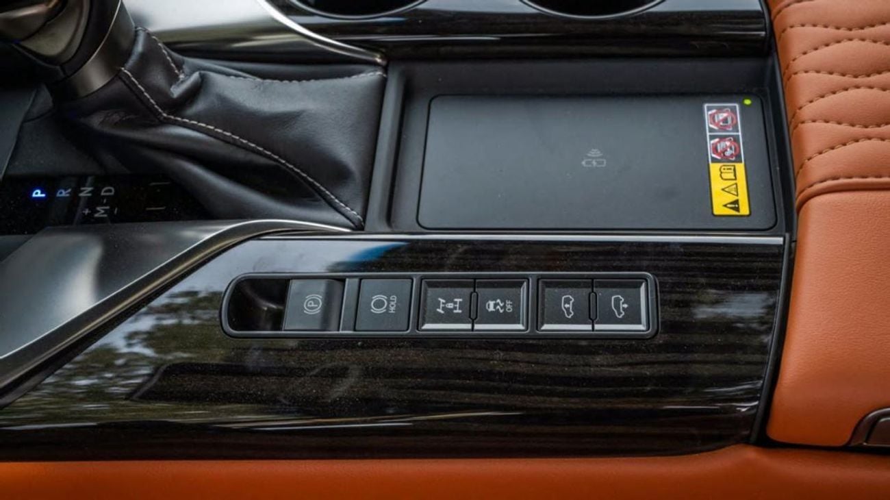 لكزس LX 600 LEXUS LX600 VIP 4 SEATER 2025 MODEL GCC