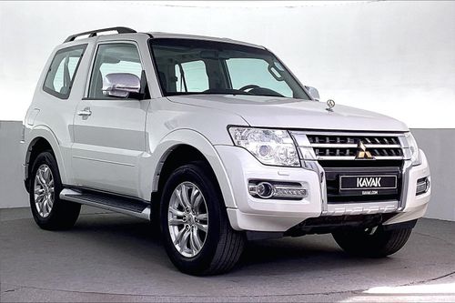 ميتسوبيشي باجيرو GLS Highline | شامل الضمان | 0 ﺪﻔﻋﺓ ﺃﻮﻟﻯ