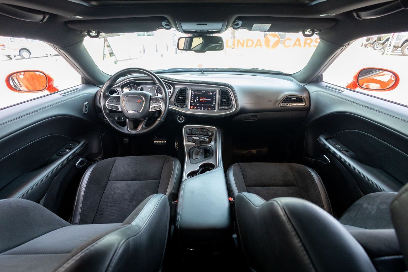 Dodge Challenger R/T Plus 5.7L (372 HP)