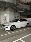 Volvo S90 MOMENTUM