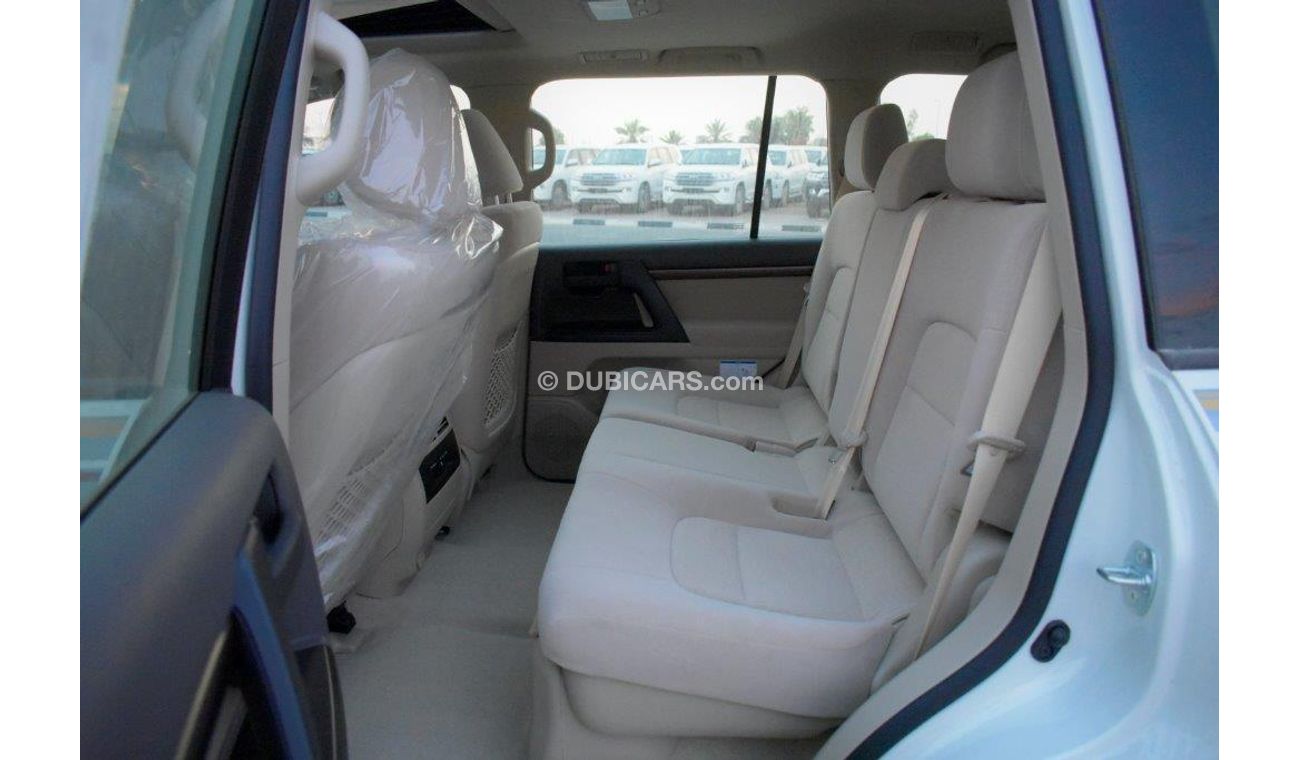 Toyota Land Cruiser 200 GXR 4.5L DIESEL AUTOMATIC