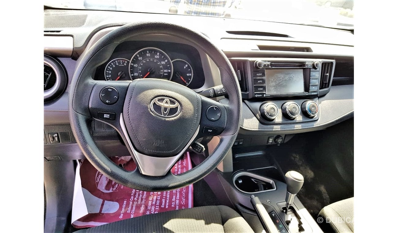 Toyota RAV4 LE