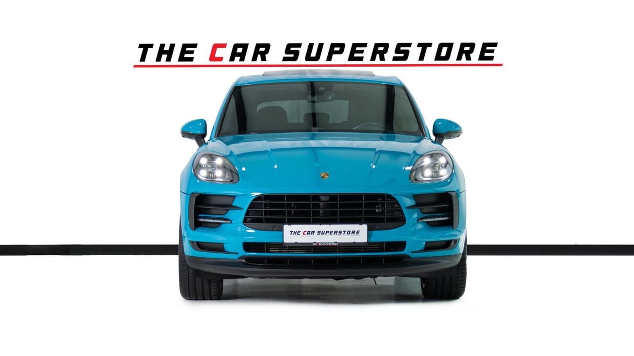 Porsche Macan Std 2.0L (260 HP) Special Color - GCC Specs - Immaculate condition