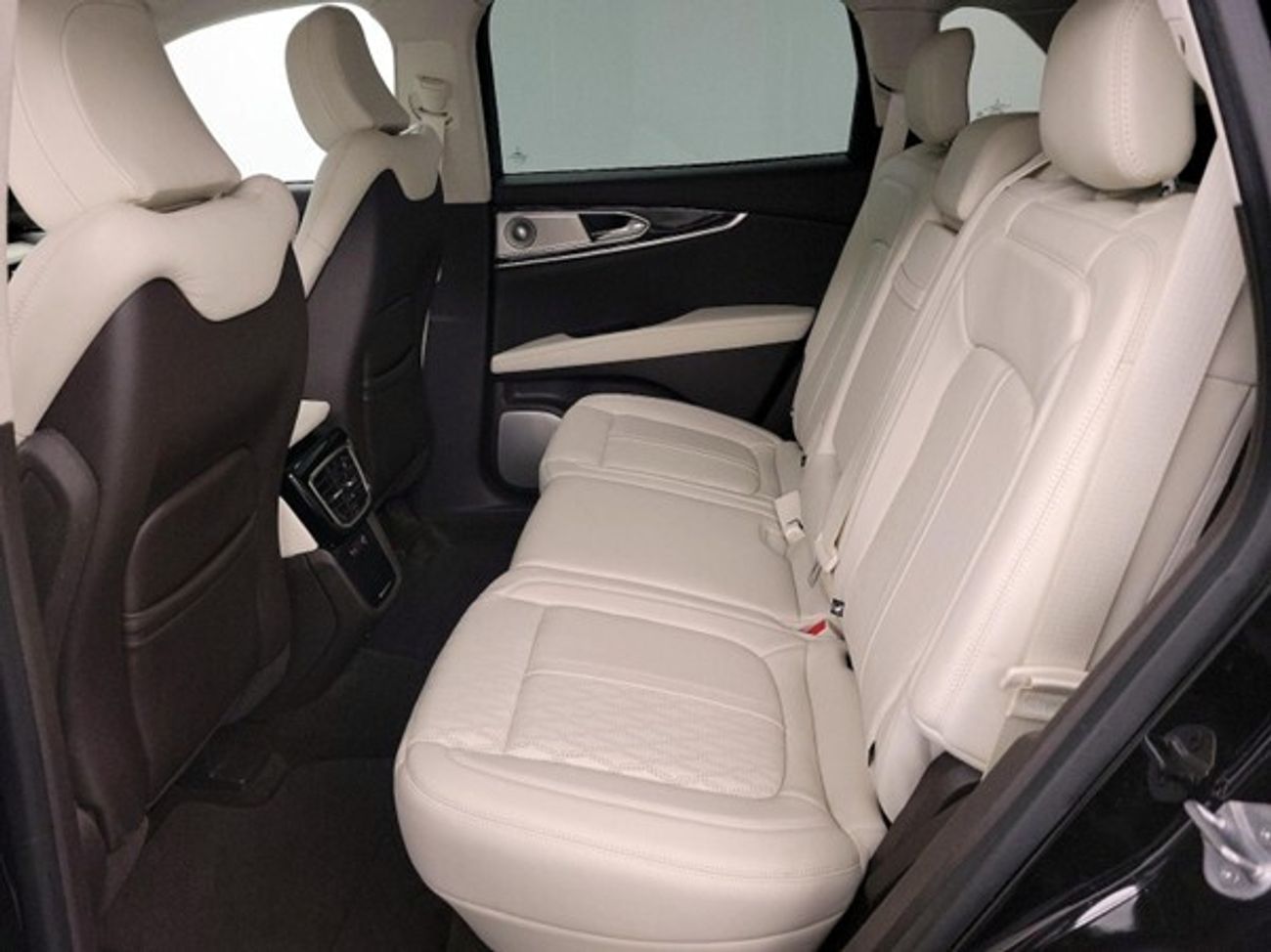 لينكولن ناوتيلوس NAU922W NAUTILUS PRESIDENTIAL AWD 2.7L TWIN TURBOCHARGED W/ 10-WAY SEAT