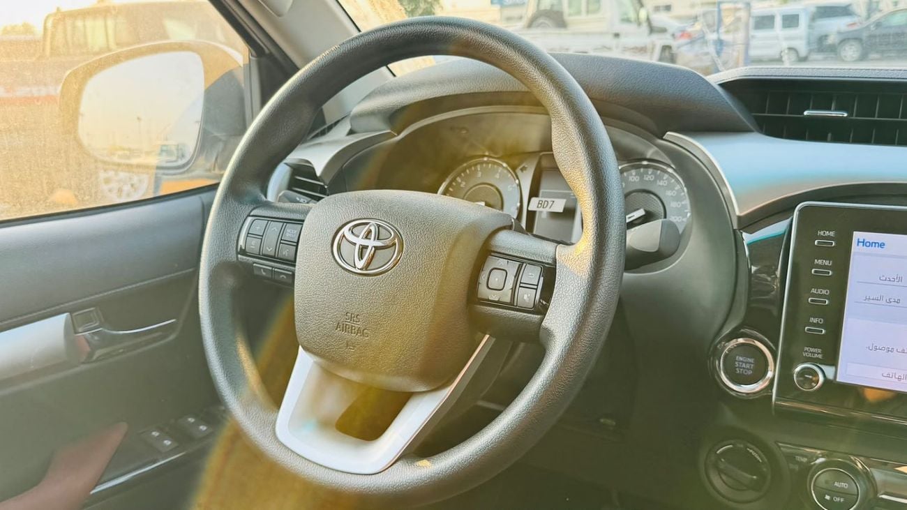 Toyota Hilux SR5
