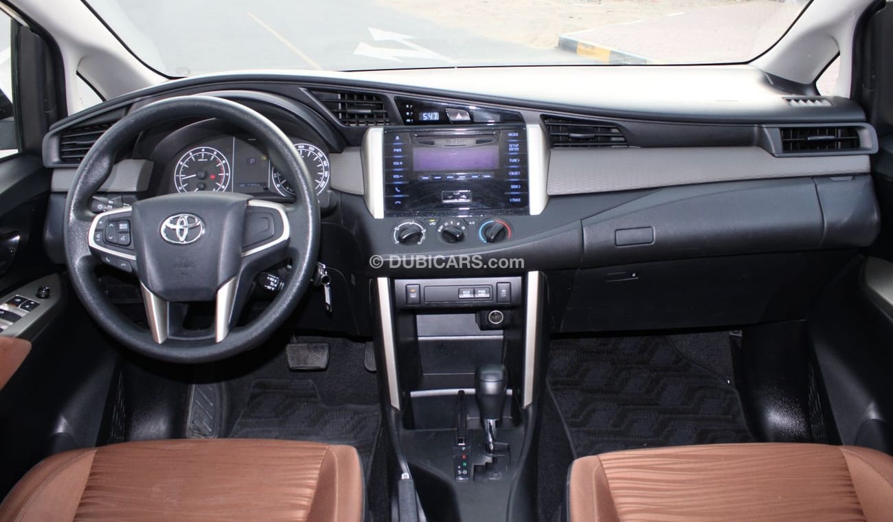 Toyota Innova Toyota Innova 2018 GCC in excellent condition without accidents, very clean from inside and outside