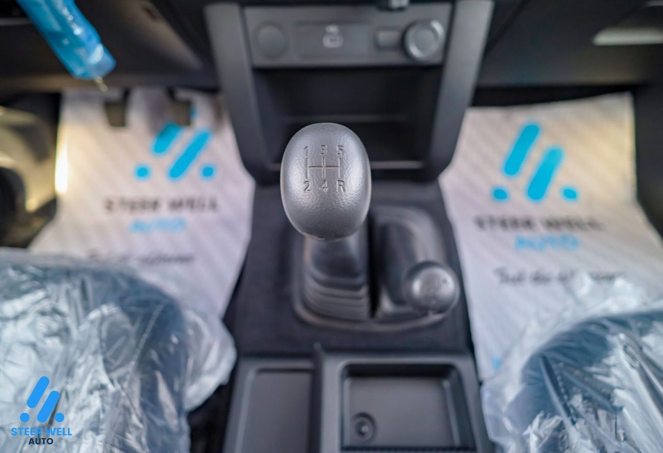 Mitsubishi L200 GLX 2.4L Manual Transmission Double Cabin 4x4  - Export