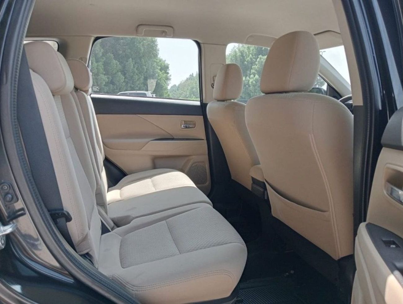 ميتسوبيشي آوتلاندر GLX هاي