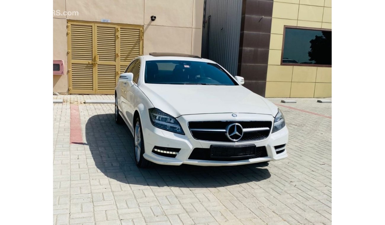 مرسيدس بنز CLS 500 Std السياره بحاله ممتازه جدا لا تحتاج إلى أي مصاريف