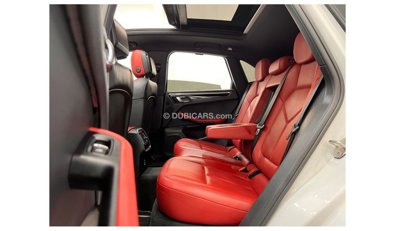 بورش ماكان std 2020 Porsche Macan, Warranty, Porsche Service History, Full Options, Low Kms, GCC