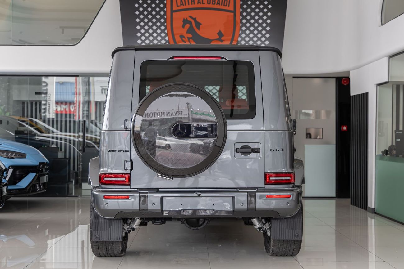 Mercedes-Benz G 63 AMG Double Night Pack|Fully Loaded|2026 Fully Cardbon Fiber |Gargash Auto Warranty PERFOMANCE PACKAGE