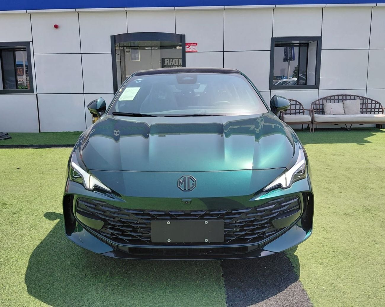 MG 7 STANDARD MG7 2025 1.5T 300 DCT Elegant Edition