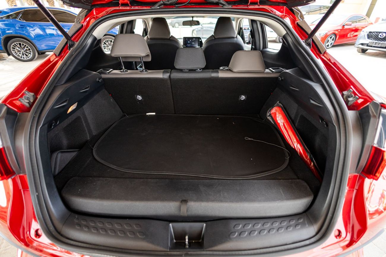 تويوتا CHR GX 1.8L (96 HP)