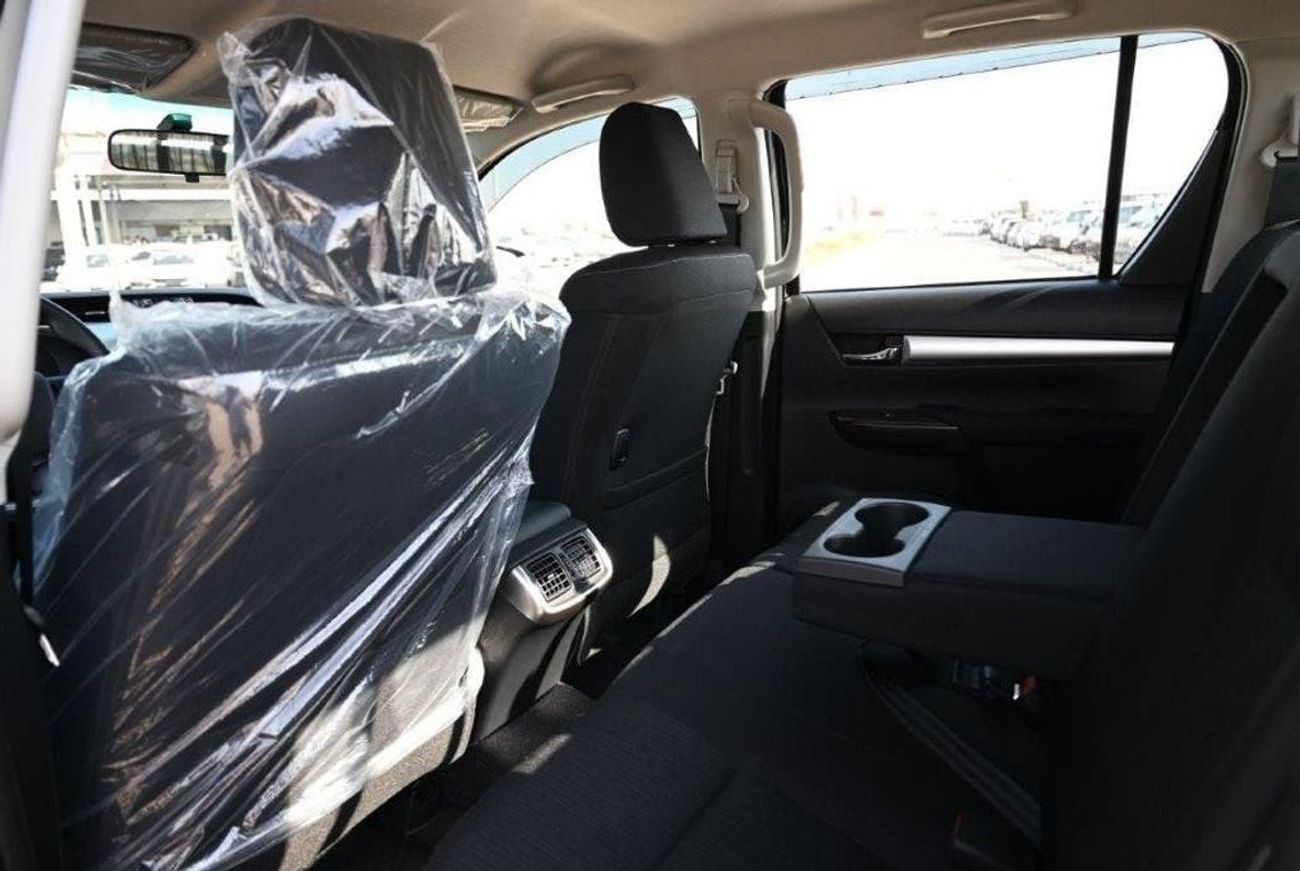 تويوتا هيلوكس 2025 TOYOTA HILUX DOUBLE CAB SR5 2.7L PETROL 4WD 5-SEAT AT