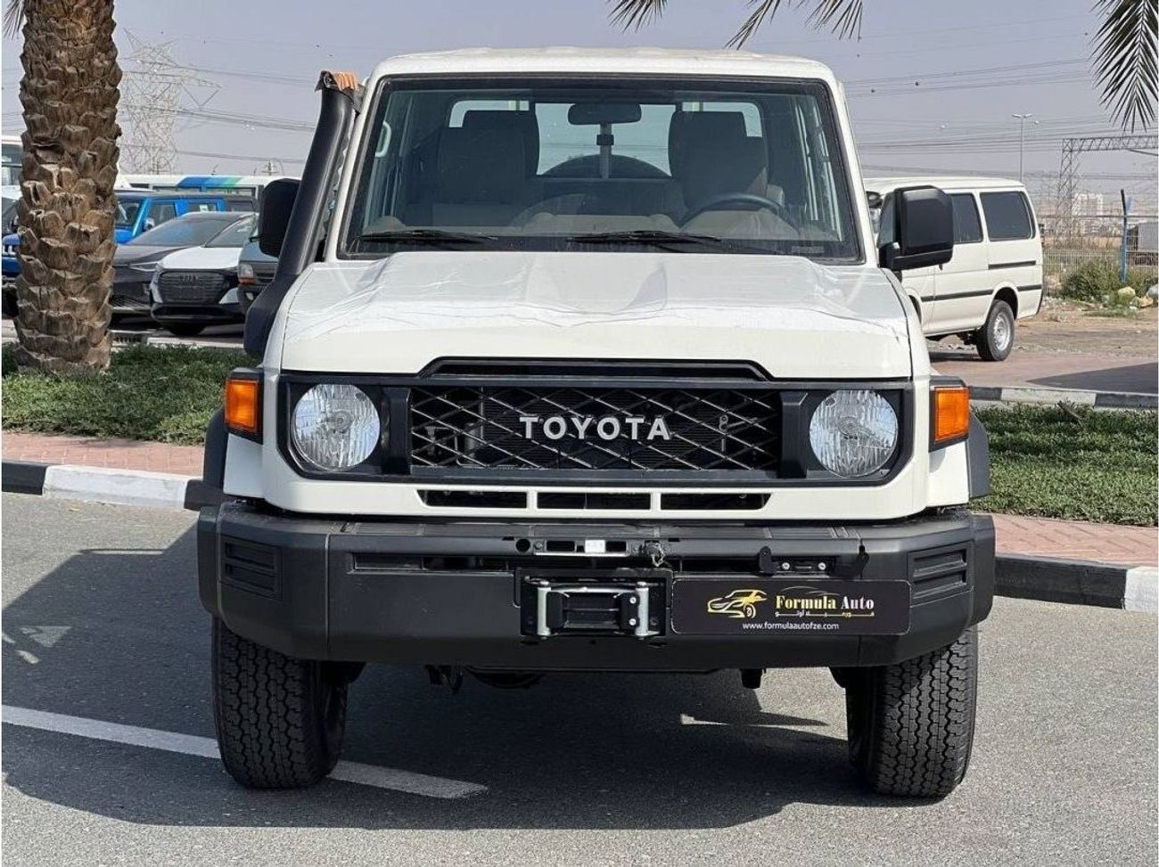 Toyota Land Cruiser Pick Up LC79 D/C 2.8L DSL A/T // 2024 // HIGH OPTION WITH WINCH , DIFF LOCK , POWER WINDOWS // SPECIAL OFFER