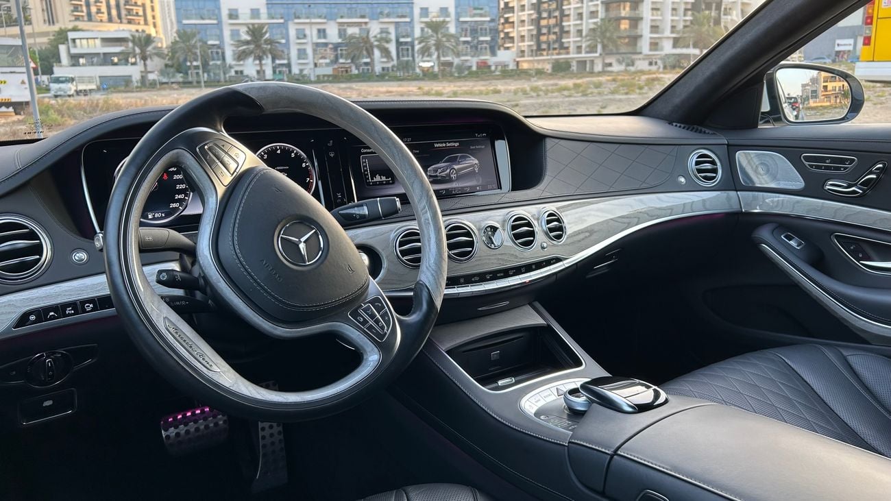 Mercedes-Benz S 550 Mercedes-Benz S 550