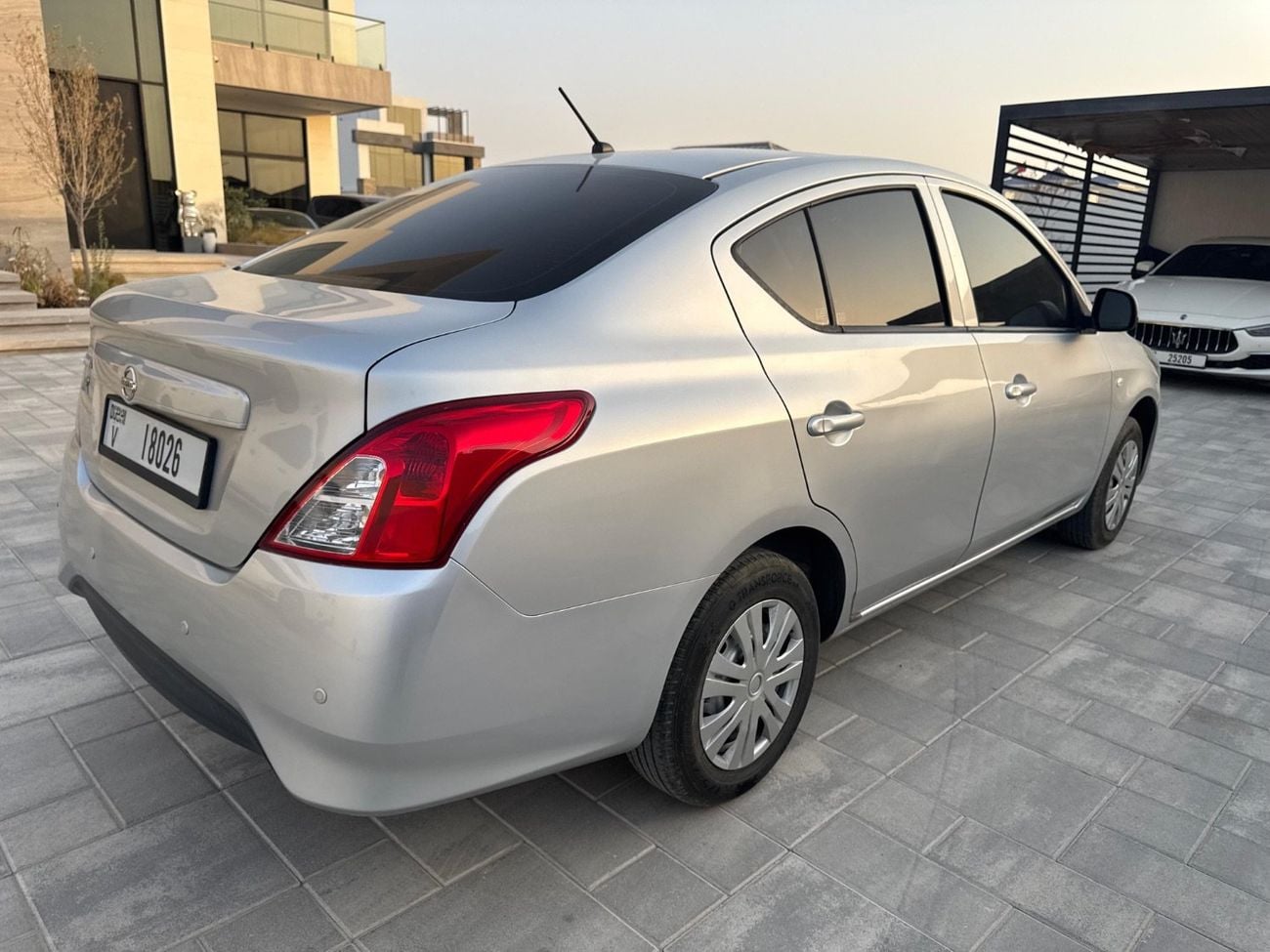 Nissan Sunny