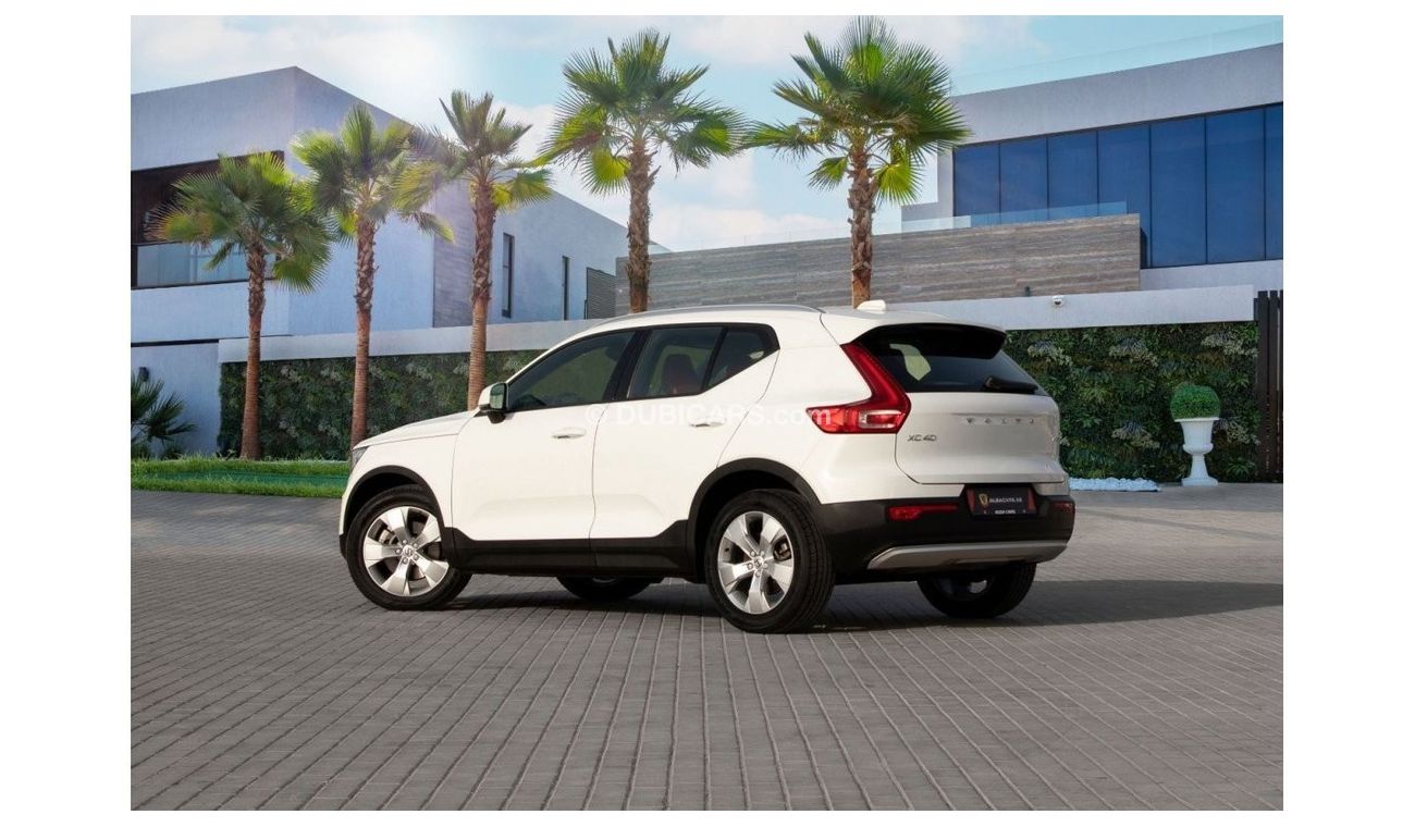 فولفو XC 40 T5 Momentum  | 2,446 P.M  | 0% Downpayment | Extraordinary Condition!