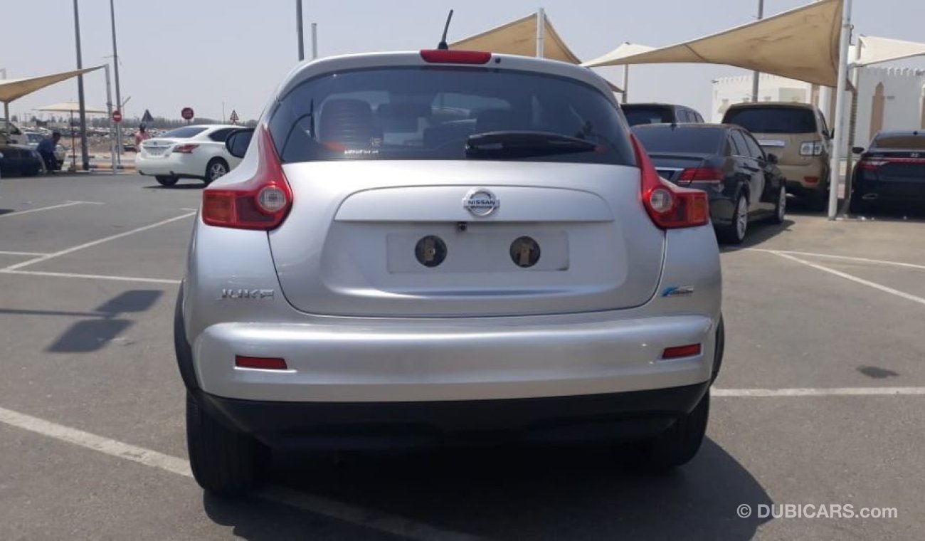 Nissan Juke السيارة نظيفه جدا بحاله ممتازه بدون حوادث ضمان شاسيه جير ماكينه