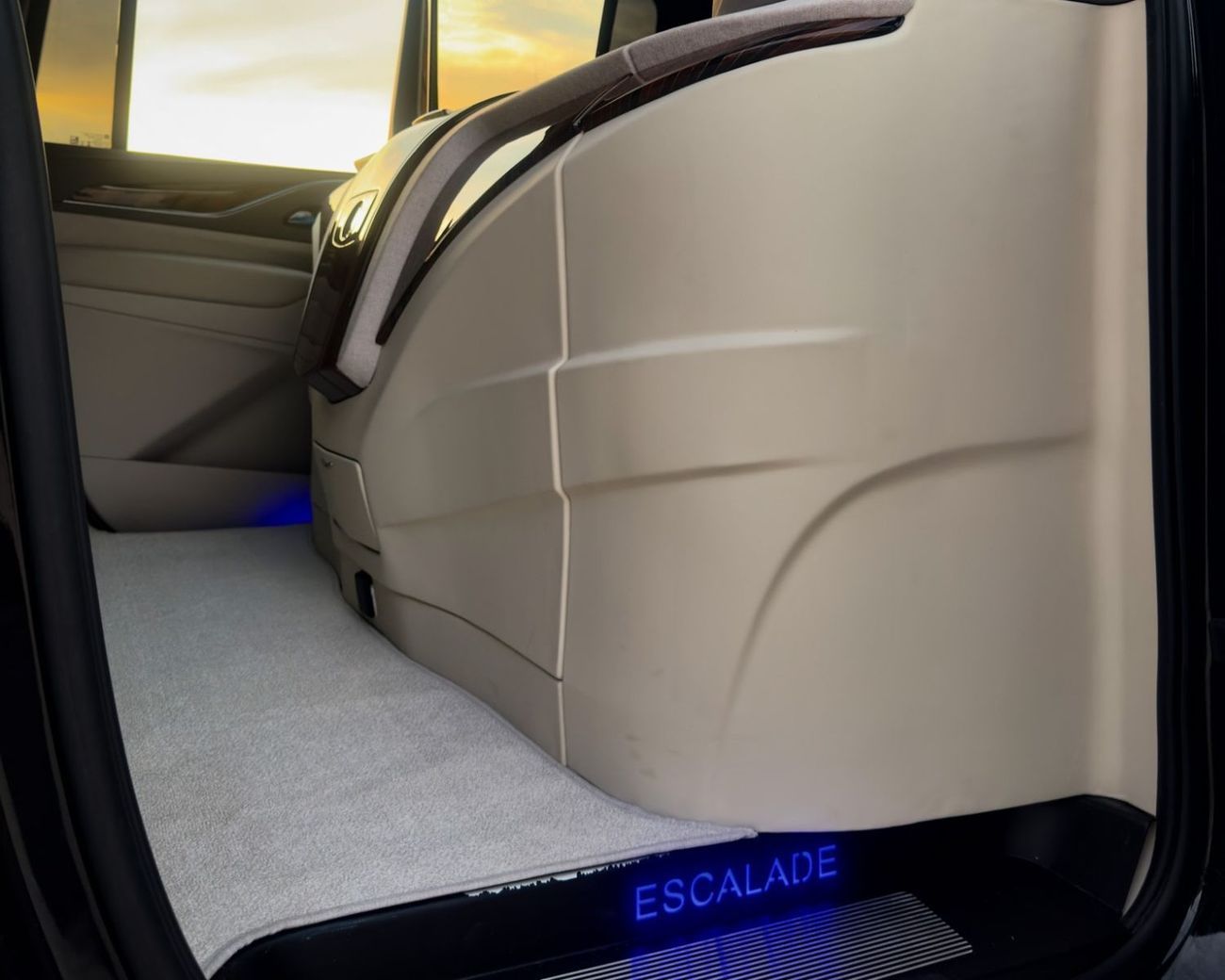 كاديلاك إسكالاد Sport Platinum 6.2L AWD