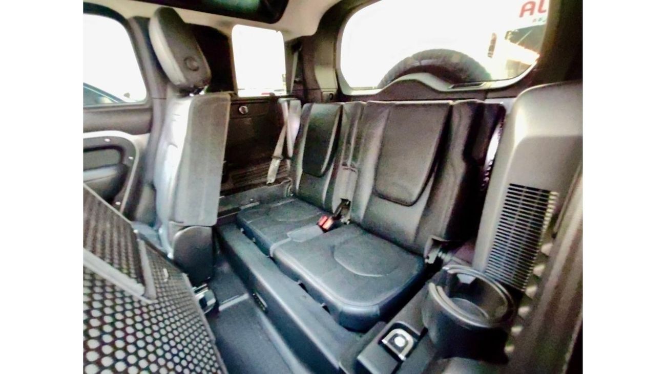 لاند روفر ديفندر P400 90 HSE Warranty one year