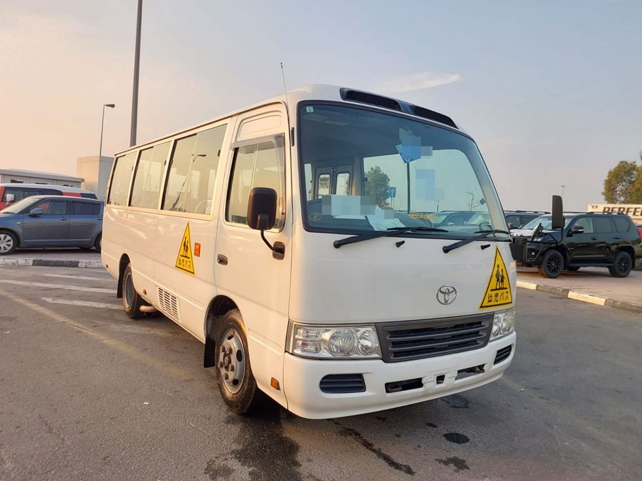 تويوتا كوستر TOYOTA COASTER BUS RHD 2011 MODEL 4.0 L DIESEL AUTOMATIC(PM53468)