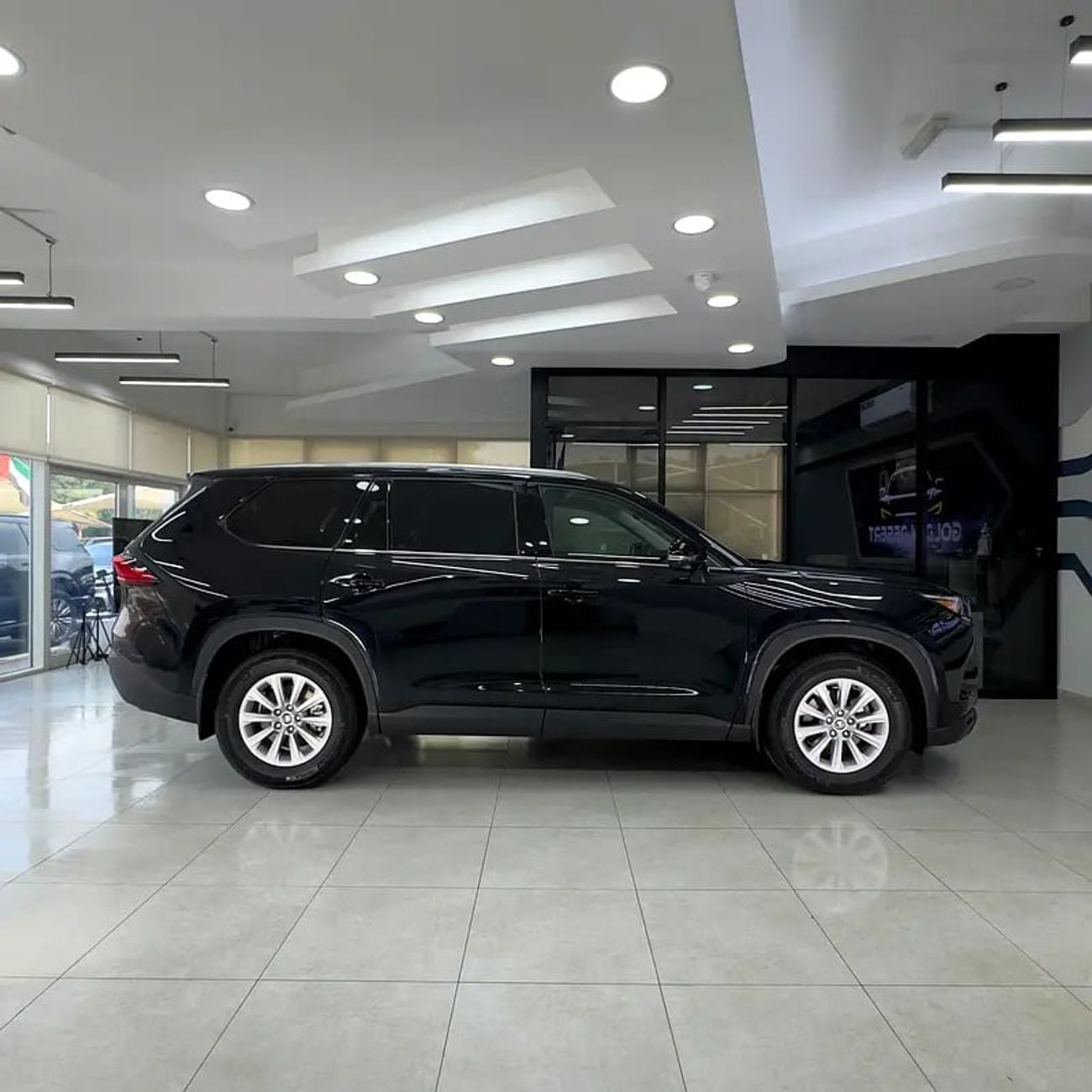 تويوتا جراند هايلاندر XLE