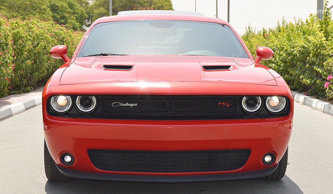 Dodge Challenger RT, 5.7L V8 GCC with Warranty Until 2020