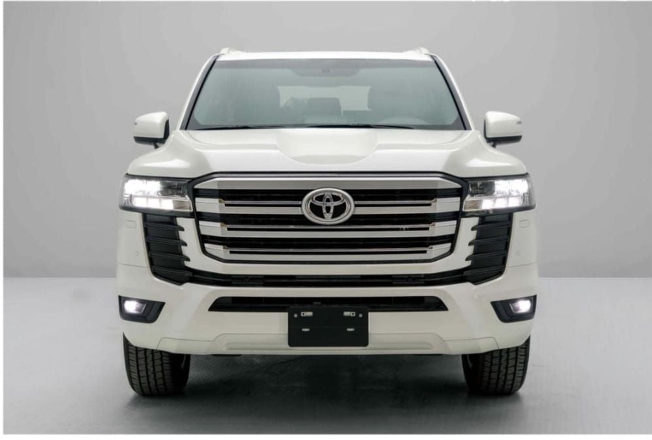 تويوتا لاند كروزر Toyota Land Cruiser GXR is a 7-seater, 4WD SUV with a 4.0L