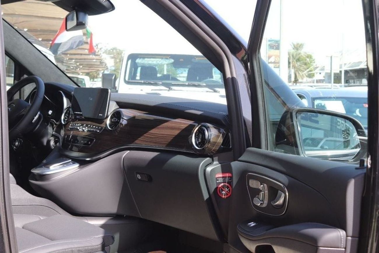 مرسيدس بنز V 300 Mercedes-Benz V300d Diesel 4Matic Exclusive, Long  2023