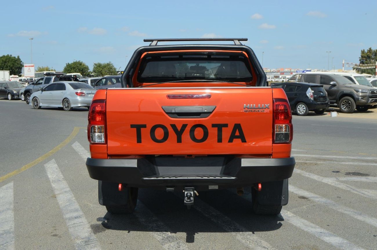 Toyota Hilux RUGGED X Full Option