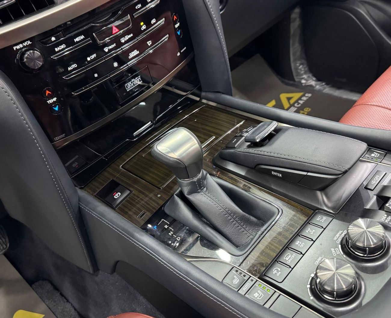 Lexus LX 570 Signature 5.7L 2018 Lexus LX570 Signature Edition, Warranty, Service History, Fully Loaded, 7 Seater