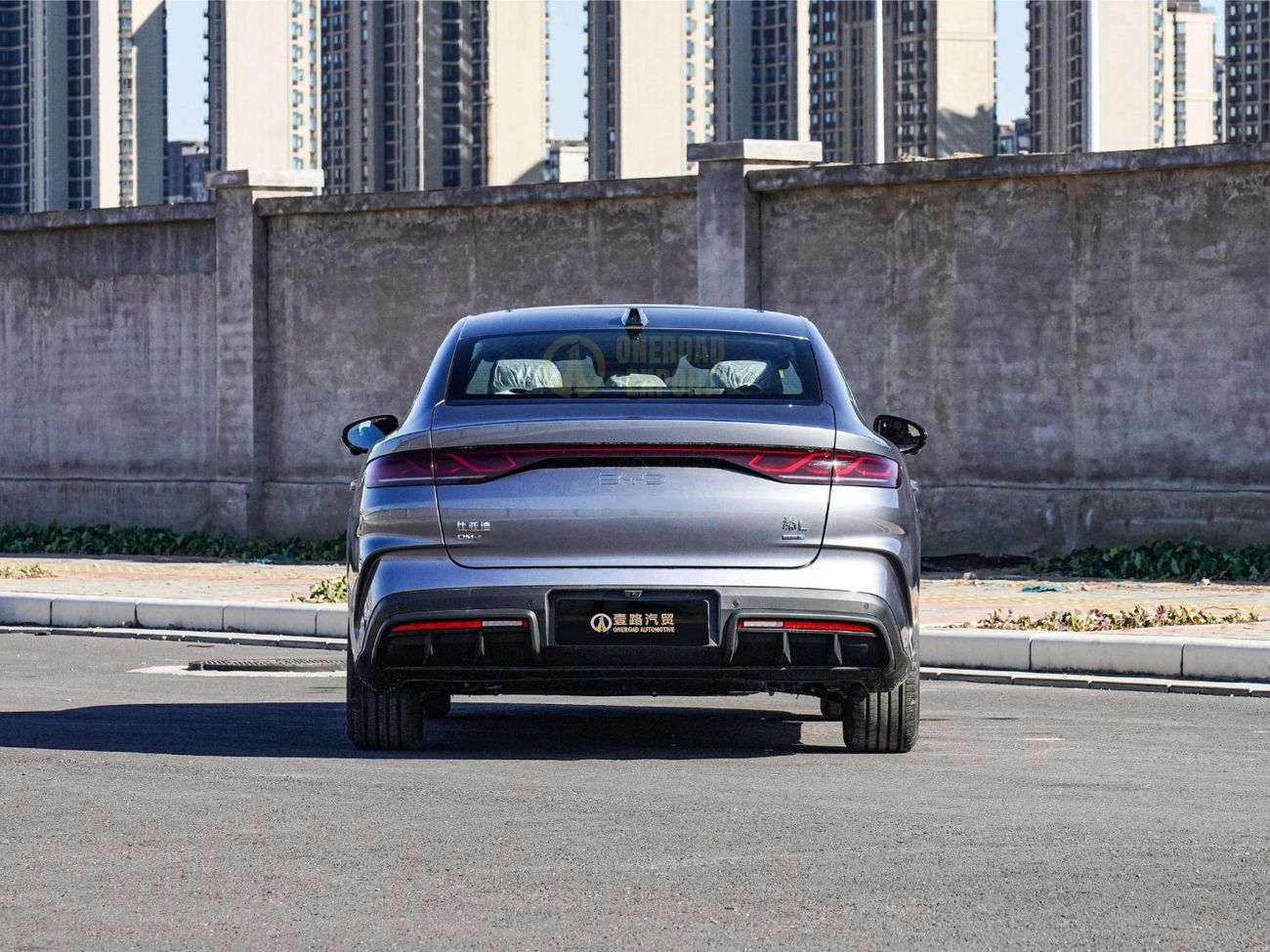 بي واي دي كين ال دي ام-اي Export to Dealers only - 2025 BYD Qin L DM-i Hybrid 1.5L-0KM Smart Drive Edition 120km Excellence