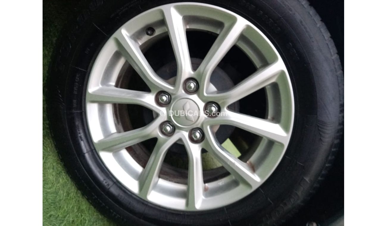 Mitsubishi Lancer Gulf gray color, inside beige without accidents, rear wing sensors, fog lights, in excellent conditi