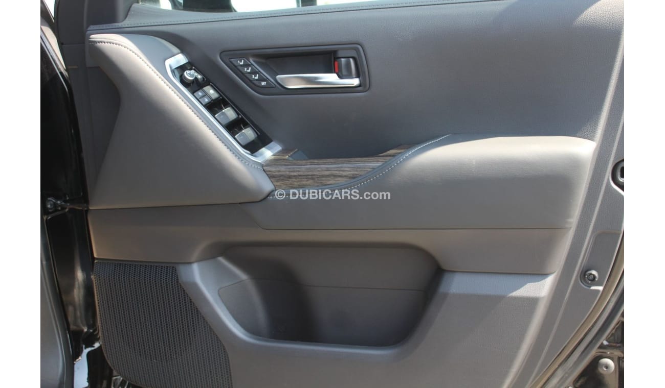 Toyota Land Cruiser TOYOTA LAND CRUISER 300 3.3 L DIESEL V6 4WD SAHARA ZX AUTO