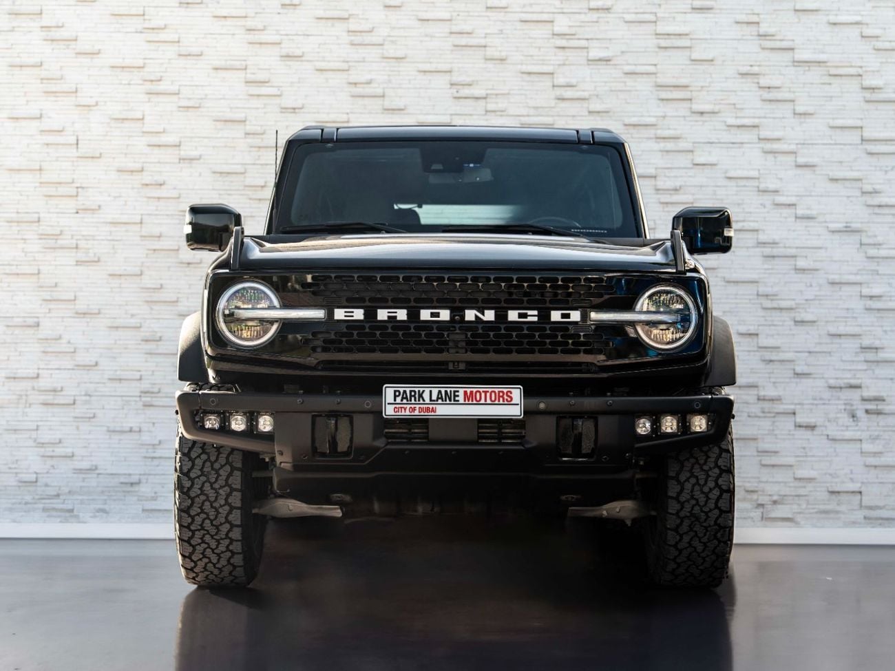 فورد برونكو Wildtrak 2.7L (4 Seater)