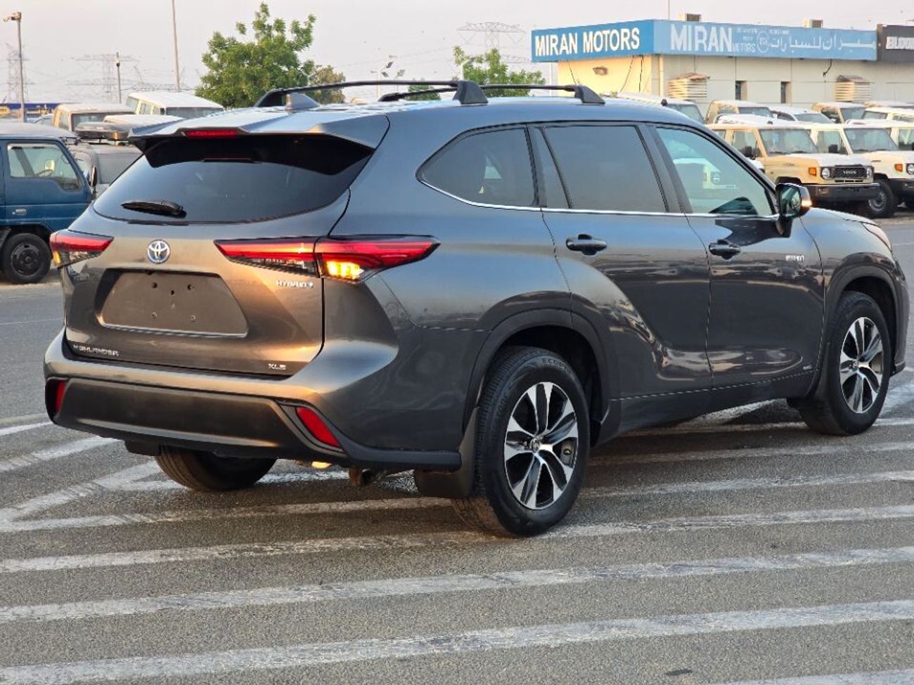 Used Toyota Highlander 2020 model Hybrid 2.5cc engine full option 4x4 ...