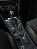 Volkswagen Golf GTI SEL 2.0T